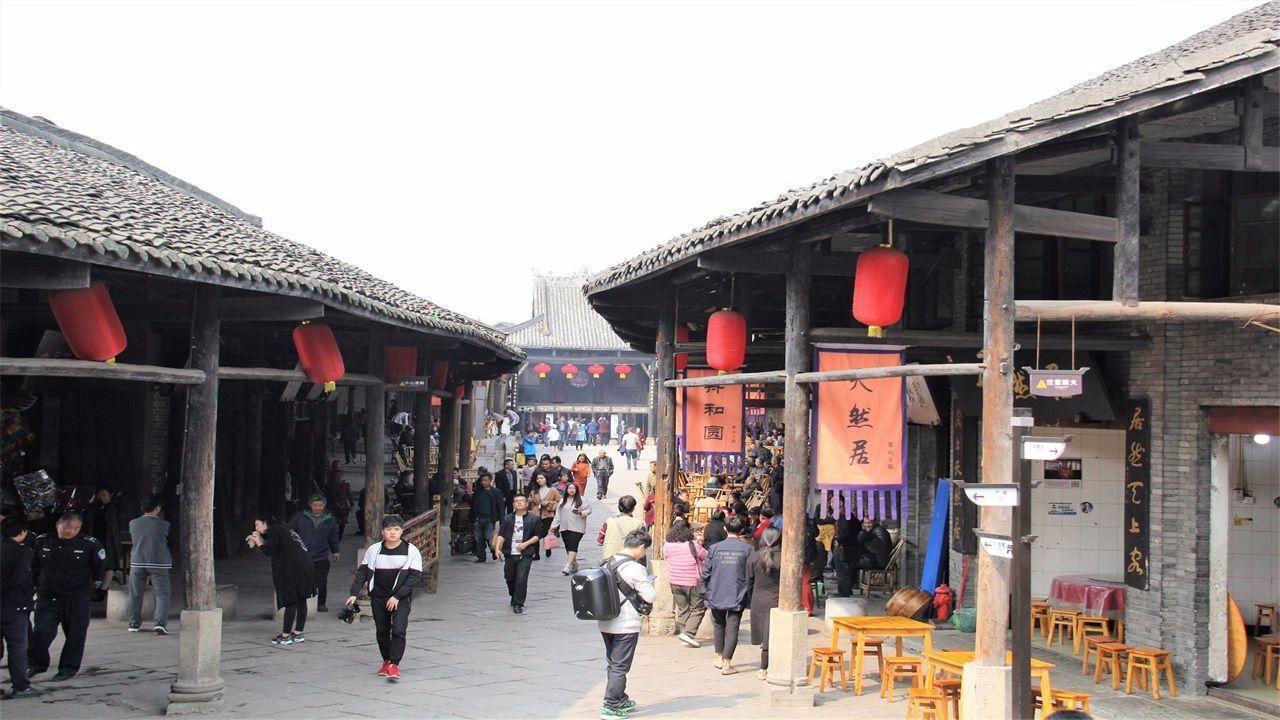 解密湖北大妈嫌车辆妨碍跳广场舞,划伤多辆奔驰车,她需要承担哪些法律责任?,发现知识星球平台的魅力